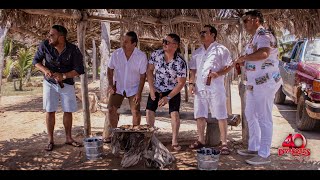 Banda MS ft Los Invasores de Nuevo León - Playa Sola (Video Oficial) chords