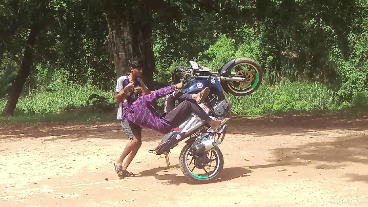Yamaha FZ16 stunt| 150CC||Deraniyagala|Sri Lanka 💪❤️
