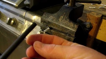 Removing insert from Carbon Arrow