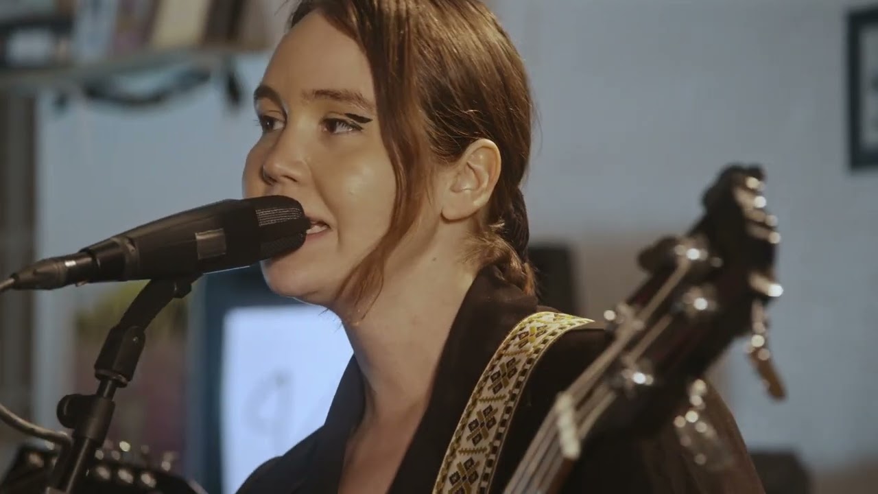 Watch Vero - "Heather" (LIVE AT EUROSONIC 2022) on YouTube Watch Vero - "Heather" (LIVE AT EUROSONIC 2022) on YouTube