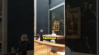 Protesters Attack The Mona Lisa!😱