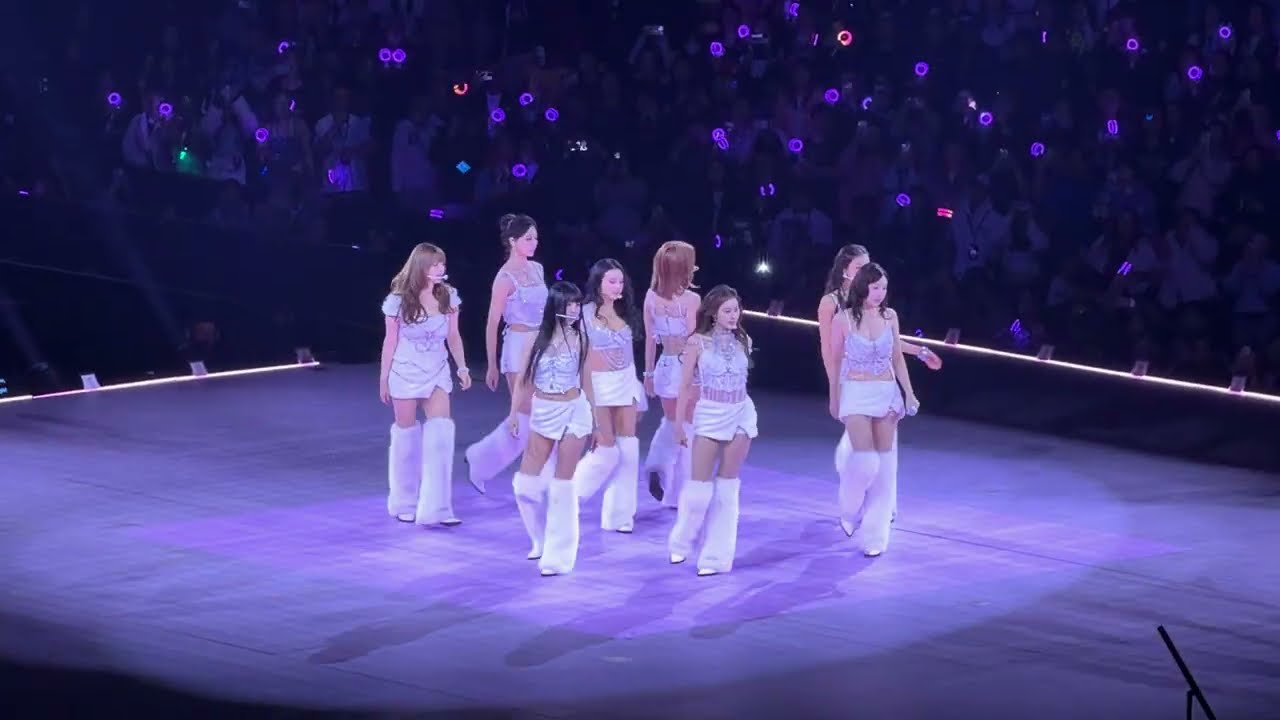 Twice “STRATEGY” LIVE @ Hamilton Canada (4K60) 260306 Day 1  #트와이스 