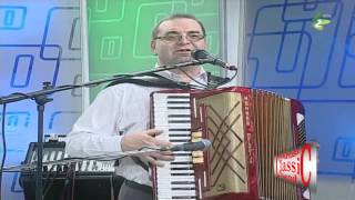 Video thumbnail of "Pirosi "Classic band" - Cigánybálban sok a roma - Megtanultam ürgézni"