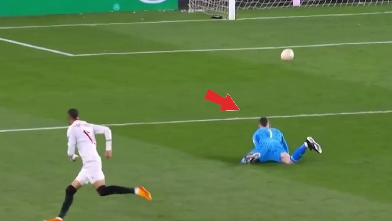 Harry Maguire  Get Angry De Gea's Bad Mistake Gifts Sevilla A Goal
