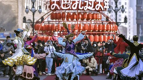 Chinese people of all ethnic groups embrace the Year of the Dragon in Xinjiang - DayDayNews