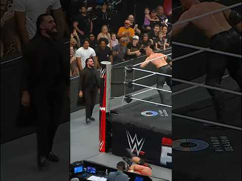 The Vision couldn\u0027t see Seth Rollins this time around 😏👀