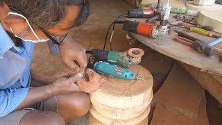 របៀបធ្វើឈើច្រត់ / How to make a crutch