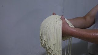 陕西乡愁，大刀面来一碗吧 #为陕西美食打call  @抖音小助手