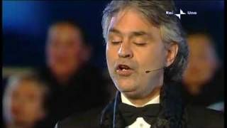 Andrea Bocelli al Colosseo Romano Di Quella Pira