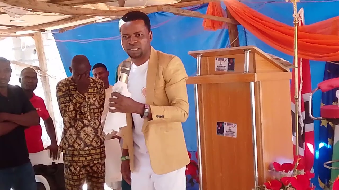 Must U prophesy pastors ?