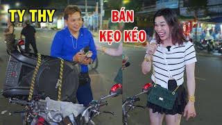 Ty Thy đổi nghề bán kẹo kéo cùng Trai đẹp - Ty Thy Vlog Gỏi đu đủ