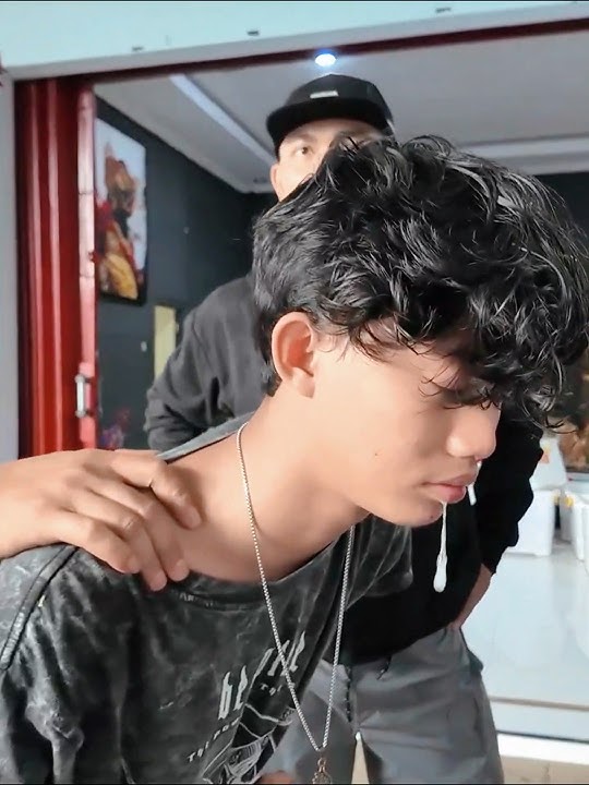 WADUH WADUH! Entul GWSM Kesurupan Barongan Kumantoro, Endingnya Malah Jadi Anak Putra SrotopTV! 😂🍜