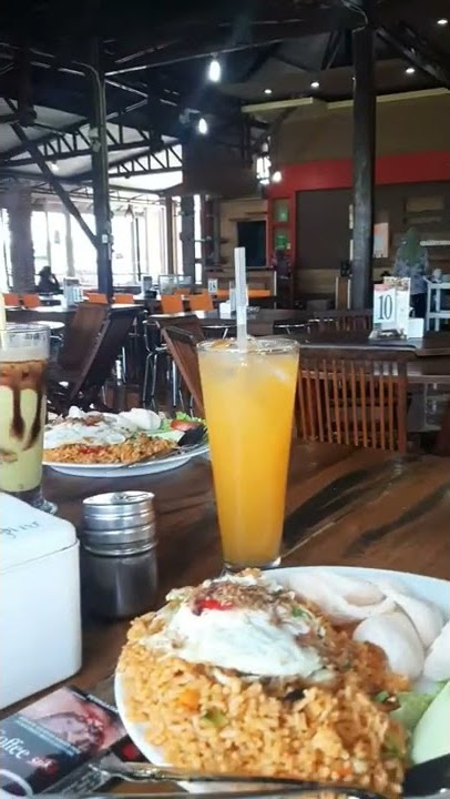Sarapan di Cafe UJBP..Sore Sore