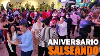 Bailando en el Deportivo 18 de Marzo en el Social SALSEANDO con "Orquesta La Revelación" CDMX