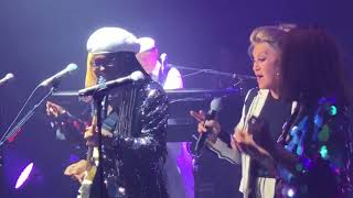 Nile Rodgers & CHIC w/ Sheila "Spacer" Live July 4, 2018 Paris, France (Corrected Video) chords