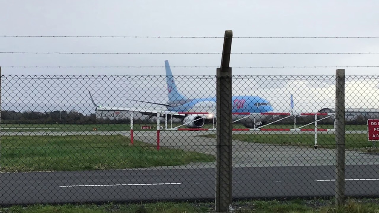 Tui taxi from Turin at Dublin airport. YouTube