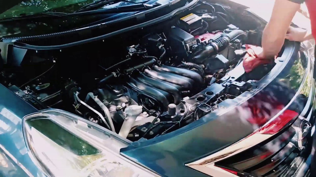 Cómo quitar las bujías a un versa (EXPLICACIÓN RAPIDA Y FÁCIL)