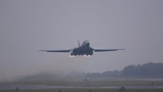 B1s DEPART FOR MISSION AROUND EUROPE AND OTHER - LOW TAKE OFF - RAF FAIRFORD - 24/10/23 4K