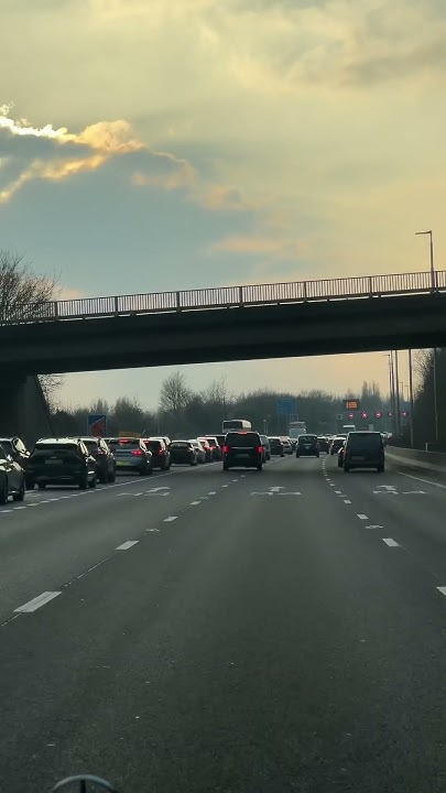 traffic-m4-congestion-towards-heathrow-airport-youtube
