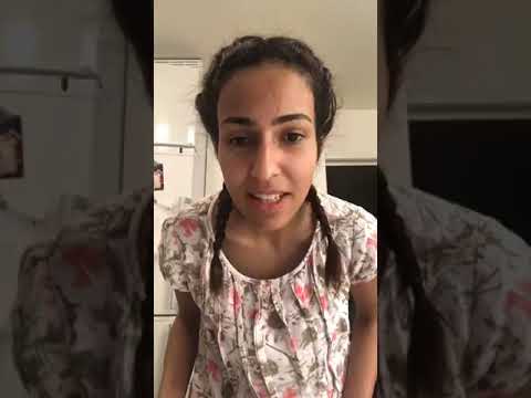 كارولين توضح سبب خلافها مع والدتها