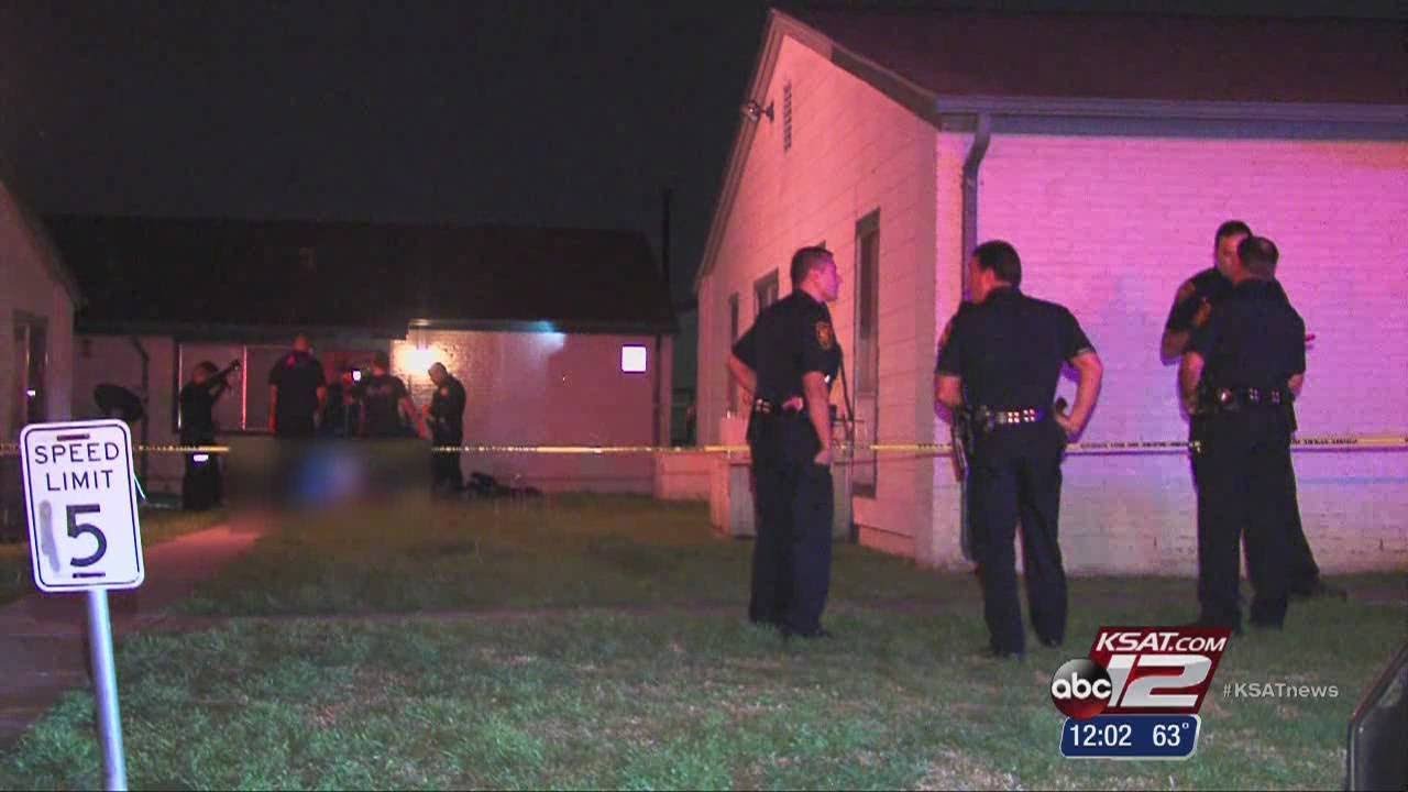 Crime Stoppers offers reward for tips into shooting death - YouTube