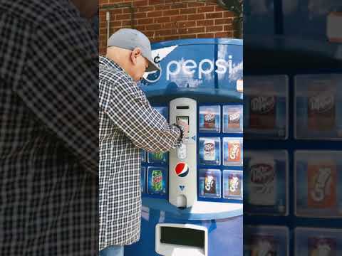 شاهد امريكا حديده تبيع ببسي وترجع باقي الفلوس