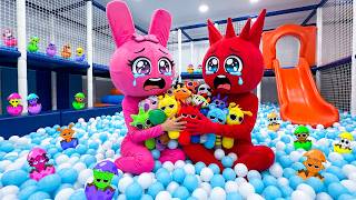 The Giant Ball Pit TRAP You Can't Escape! Pinki &amp; Raddy vs Sprunki