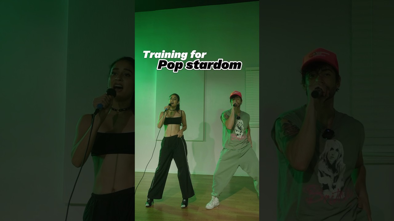 Training for Pop Stardom @henriquoss