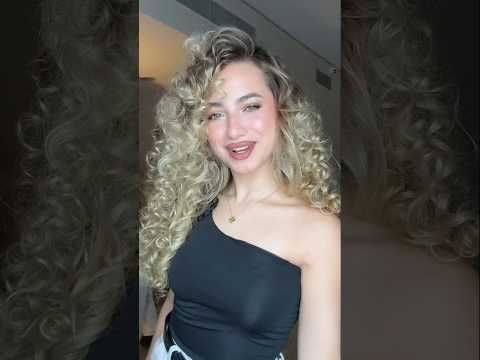 لانا مع أغنية بعملك حارس بالليل بغني لتنامي