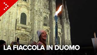 Olimpiadi Milano-Cortina 2026, Il Momento Storico Dellarrivo Della Fiaccola In Piazza Duomo