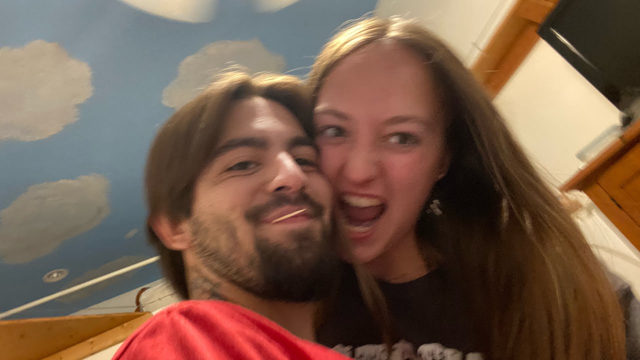 HOT PEPPER CHALLENGE W/ MY BOYFRIEND 😍🌶️ *SO SPiCY*