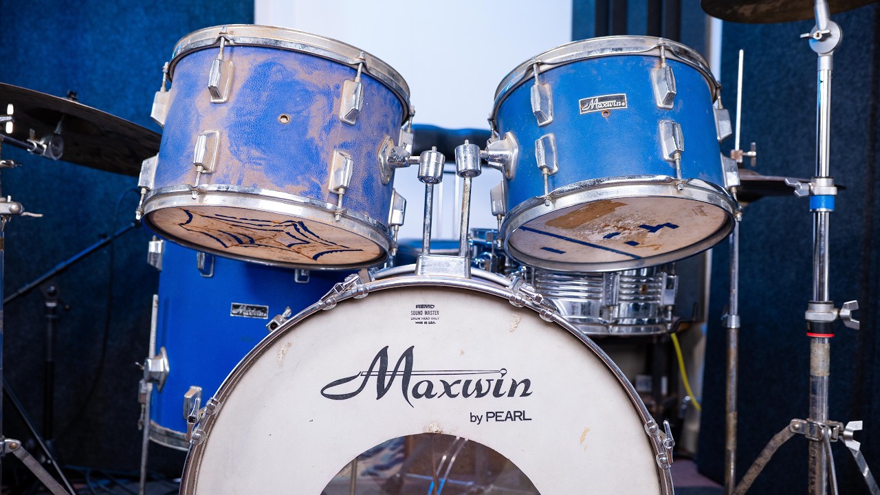 Я купил эту ударную установку и сразу же пожалел об этом.