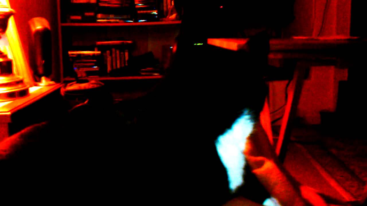 Oliver blinded by the Droid light