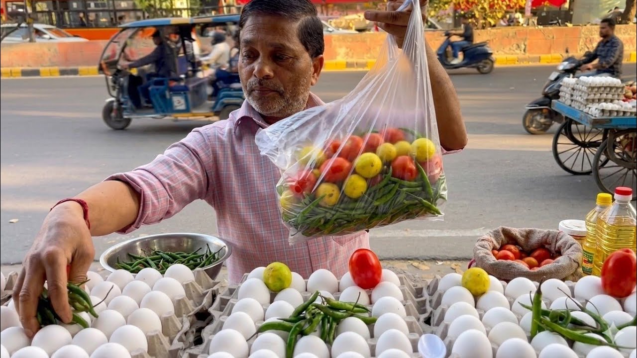 Egg cart setup in streets of India | Indian street food | Food ASMR 