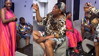 Gold cried out, because Victor auntie has hang her pregnancy that’s why she can’t remove it. 