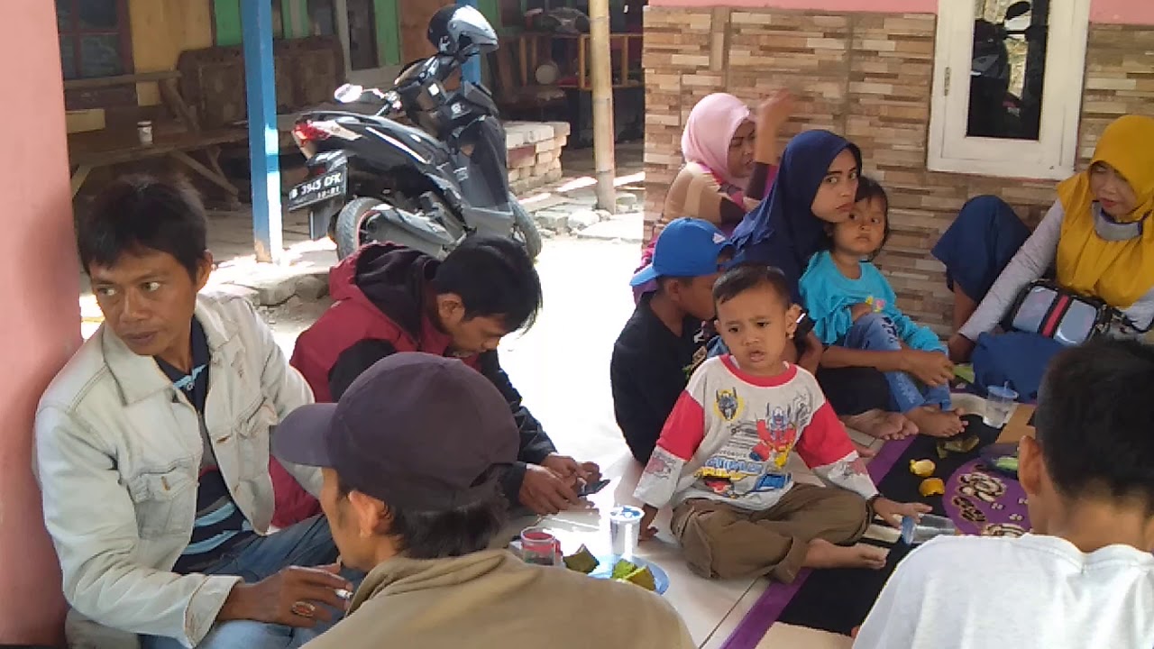 Acara pindahan rumah - YouTube