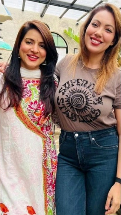 Babita with Sahiba of Tarak Mehta ka ooltah chashmah #youtubeshorts #comedyclub #tmkoc