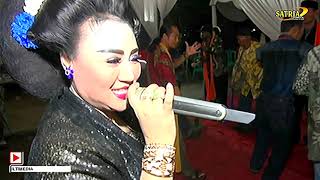 Umpomo Kurang Opo  Nyi Karniati Nyi Henik Nyi Supriati  Dikediaman Bpk Karjono Sumurjalak