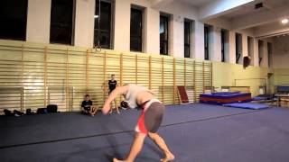 twist kick + hc9