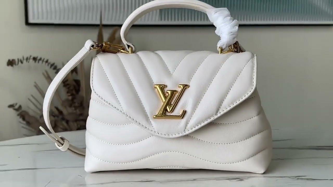 louis vuitton hold me