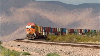 Antares, Az. Eastbound double stack