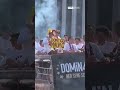 👀 Lucas Torreira, üstü açık otobüste “Gitme, Mauro” yazılı pankart açtı #shorts #galatasaray