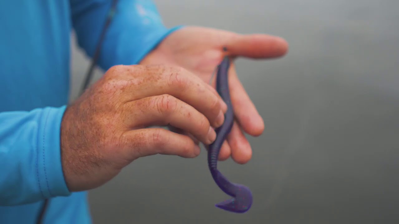 Zoom Speed Worm tips with FLW Tour Pro Miles Howe - YouTube