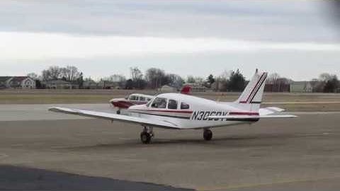 Piper PA-28 Warrior Start-Up & Taxi at Northeast Philadelphia Airport (PNE) With ATC Audio