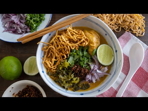 Epic Khao Soi Recipe ข้าวซอย ♥ Episode 276