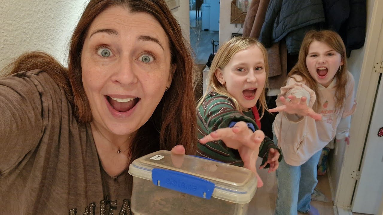 SANNE STIKKER AF MED FIAS VENINDE CARLIS CHOKOLADEKAGE 🥧🤣😂