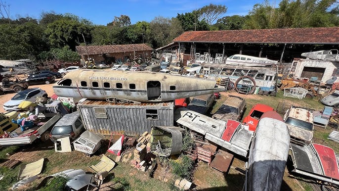 Aqui é o lugar onde os carros usados dos EUA vão parar