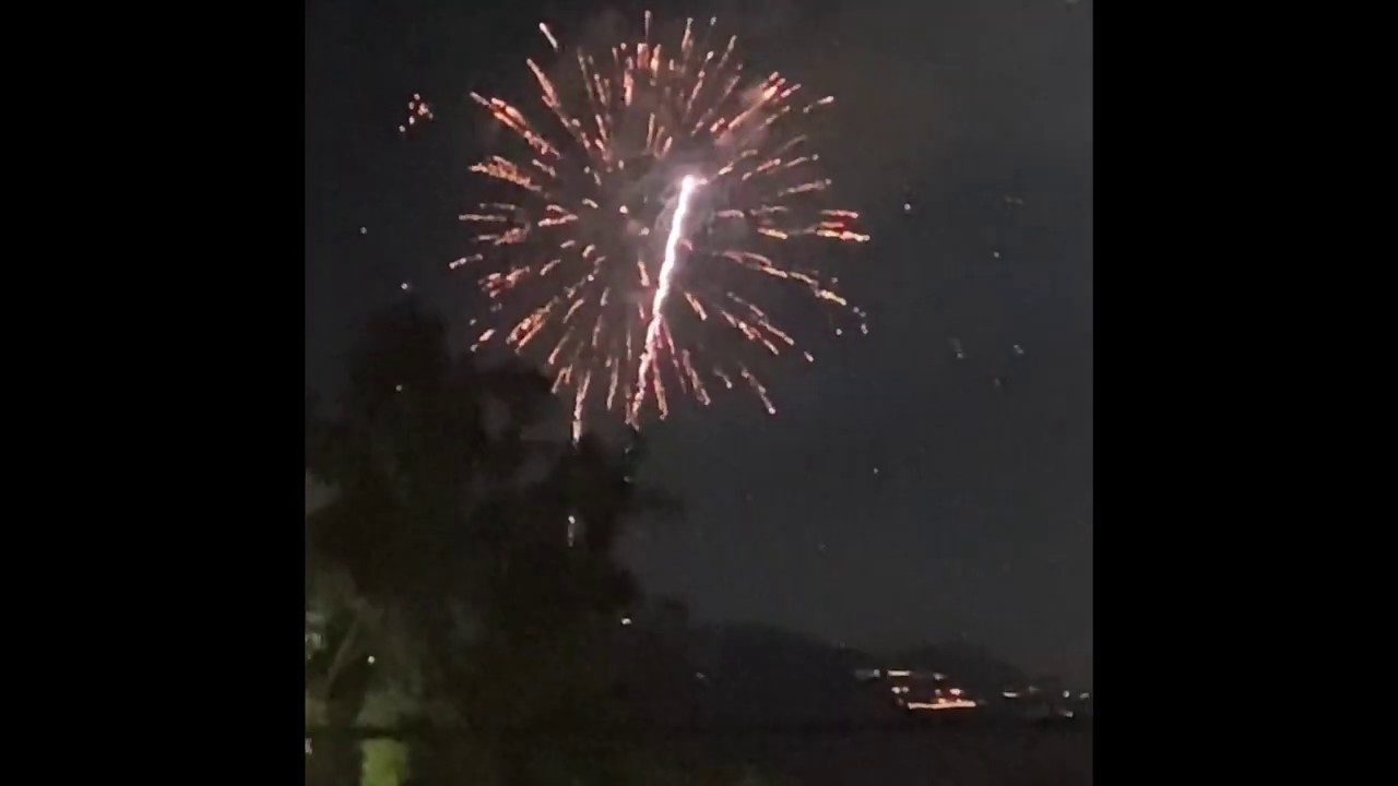 🇺🇸SANTEE CA, 4TH OF JULY FIREWORKS SYNCED TO MUSIC YouTube