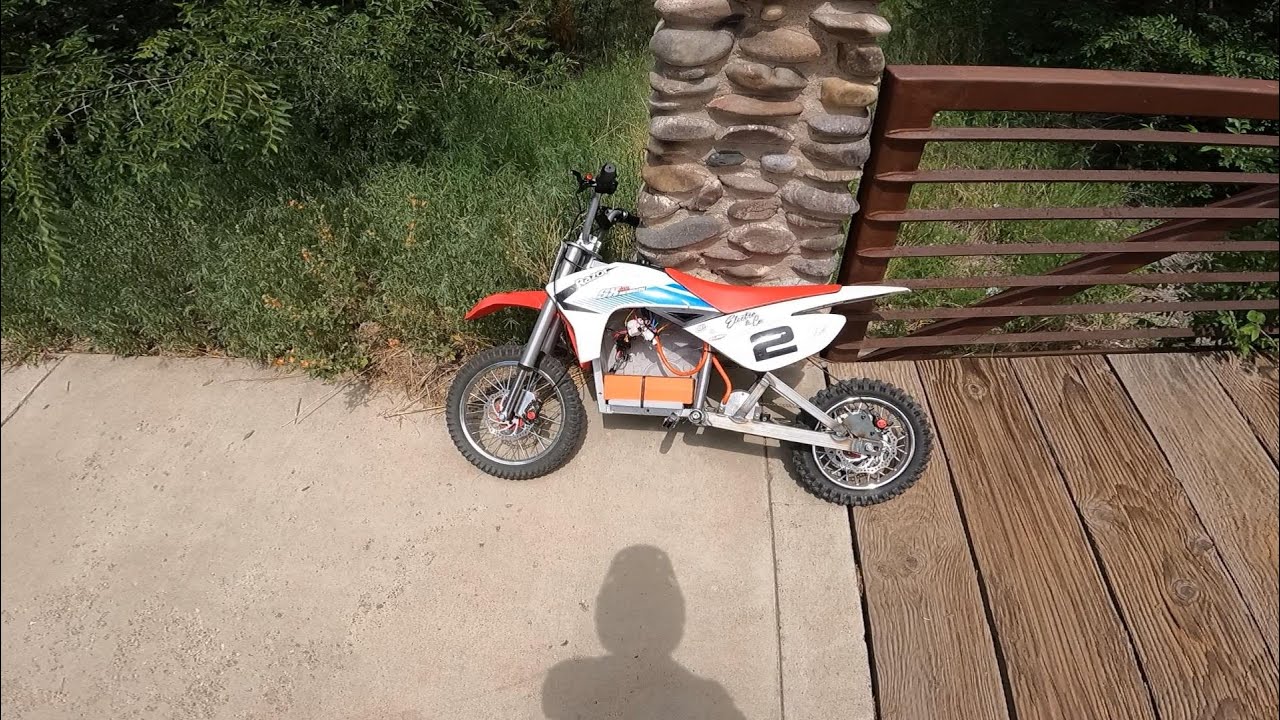 Riding my 48v razor downtown Santa Fe - YouTube