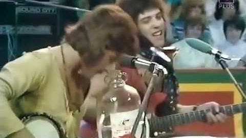 In the Summertime Live version - Live performance video thumbnail